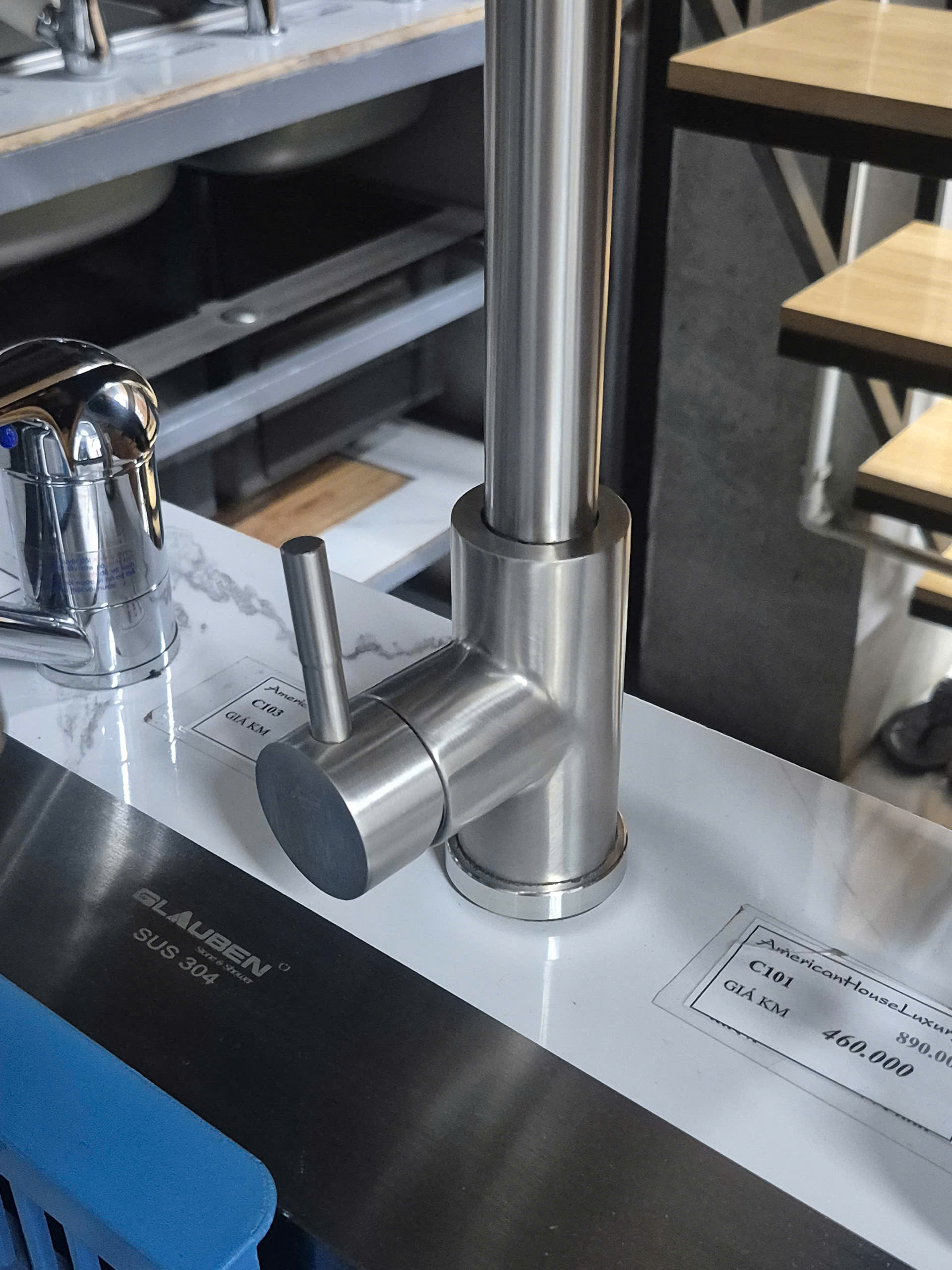 313068440684677367 2