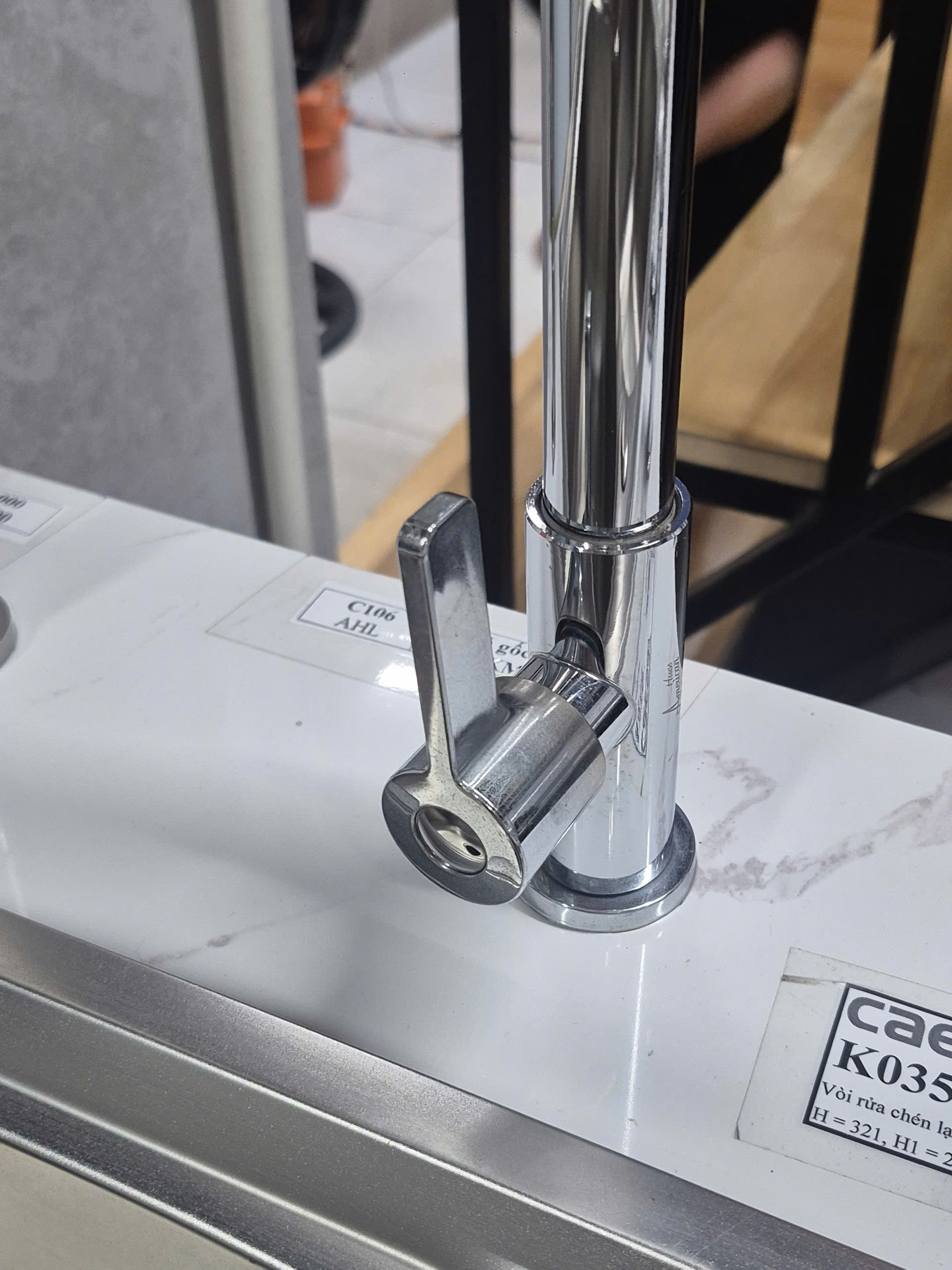 4372793259830928802 1