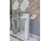 MẪU Vòi lavabo nóng lạnh AHL V203