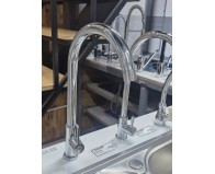 MẪU Vòi rửa chén AHL lạnh C106